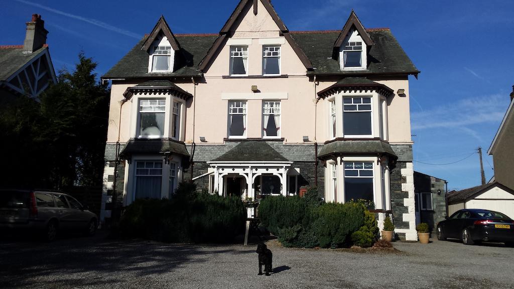 Ouse Bridge House Hotel Bassenthwaite Lake Exterior photo