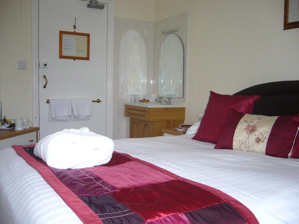 Ouse Bridge House Hotel Bassenthwaite Lake Room photo