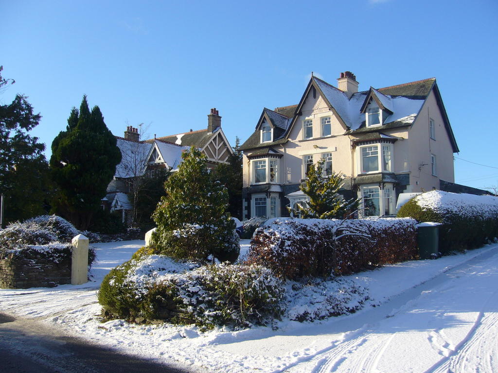 Ouse Bridge House Hotel Bassenthwaite Lake Exterior photo