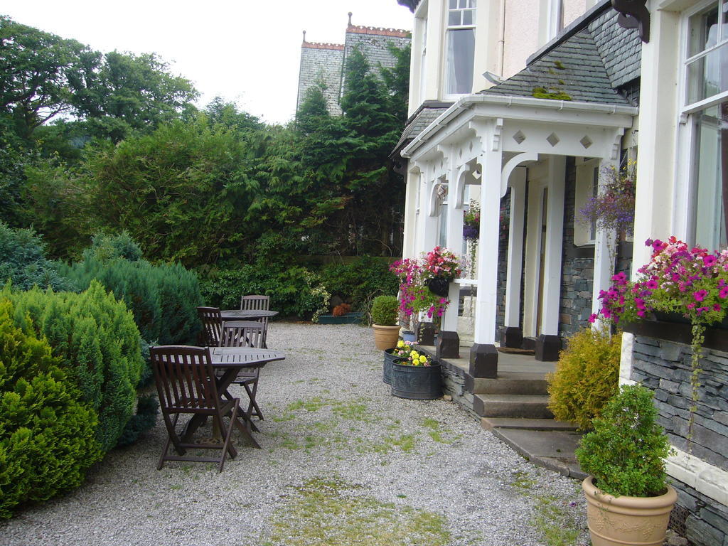 Ouse Bridge House Hotel Bassenthwaite Lake Exterior photo